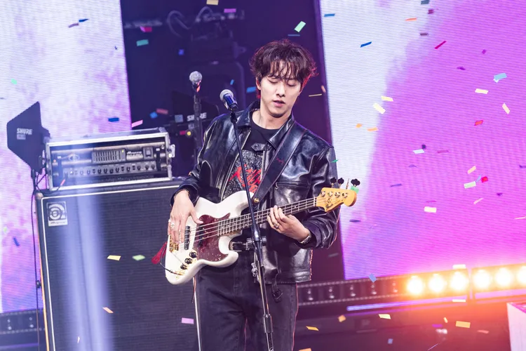 李正信誇台下漂亮又苗條。和協整合行銷提供