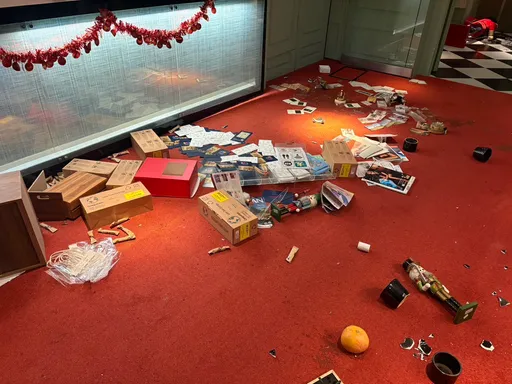 不滿旅店百萬租金未付！　房東兒酒後噴滅火器、狂按門鈴擾客砸店遭逮