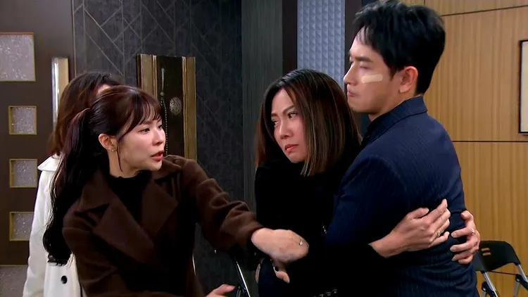 陳謙文和大牙（右）不倫戀東窗事發，林萱瑜心碎質問。