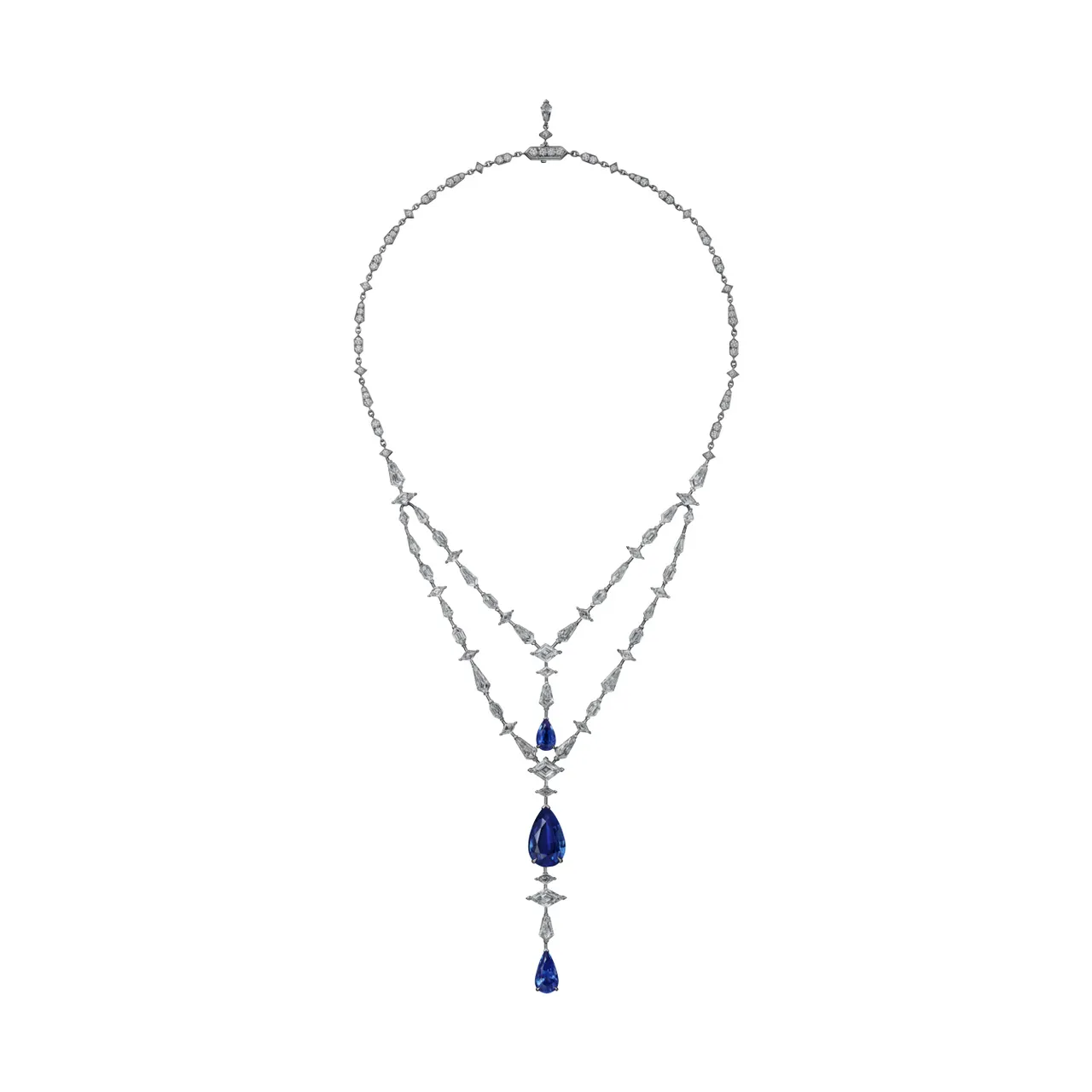 卡地亞EN ÉQUILIBRE頂級珠寶系列PARCAE項鍊，3顆來自馬達加斯加的梨形藍寶石總重16.59克拉。品牌提供