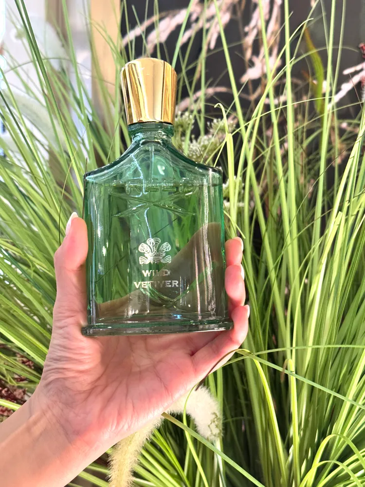 CREED Wild Vetiver岩蘭野境，50ml／8900元、100ml／1萬2800元。張家玲攝