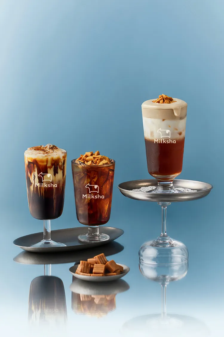 以茶沙龍概念重新詮釋手搖飲，新推出「焦糖茶沙龍」系列。迷客夏提供