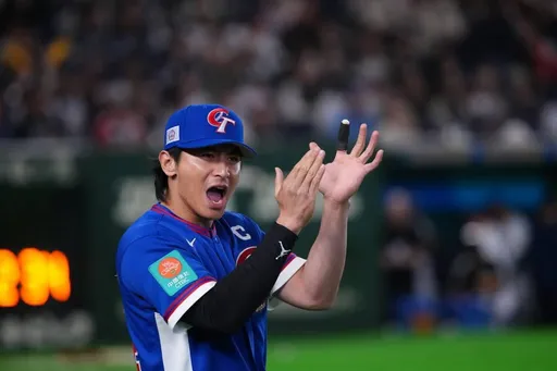 陳傑憲「帶傷跑壘」感動全場！李洋現場觀賽：喊到燒聲