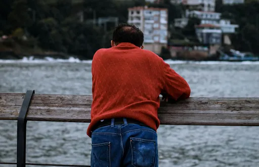 41歲男徵婚只要纖瘦嫩妹！年薪150萬喊「高處不勝寒」被砲翻了