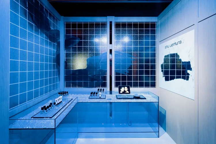 植村秀持色底妝快閃店。品牌提供