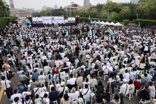 柯文哲判17年小草仍不離不棄　呂秋遠：他創立的是宗教