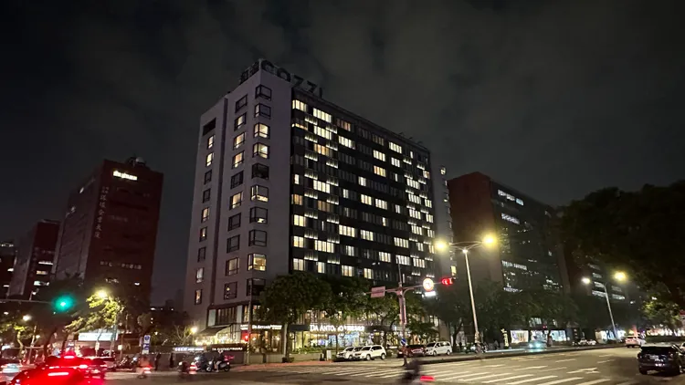 和逸飯店．台北民生館響應國際關燈日。國泰飯店觀光事業提供