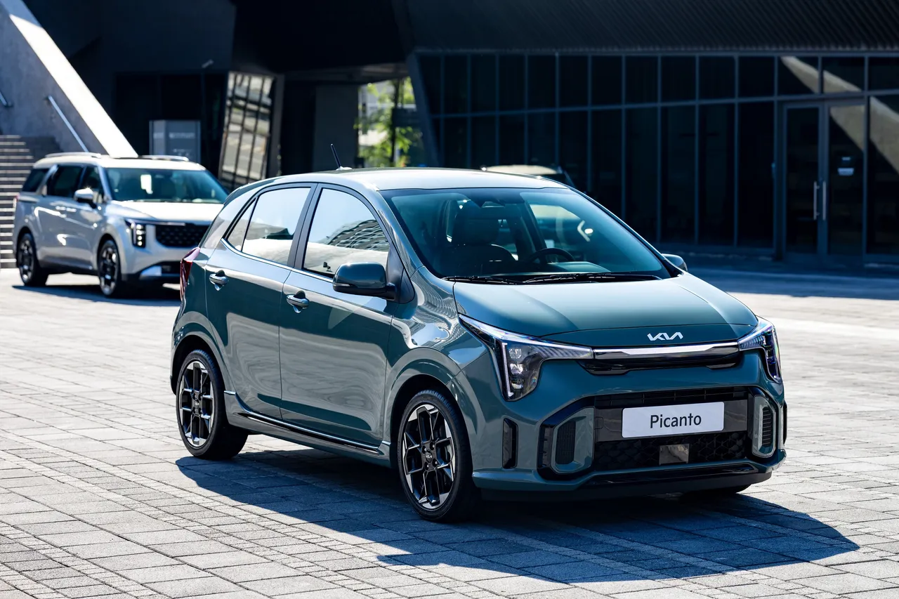 Picanto以2,400mm軸距的精巧尺碼，成為穿梭在繁忙都會區的最佳代表車款，上市至今累計銷售已突破1,300台。業者提供
