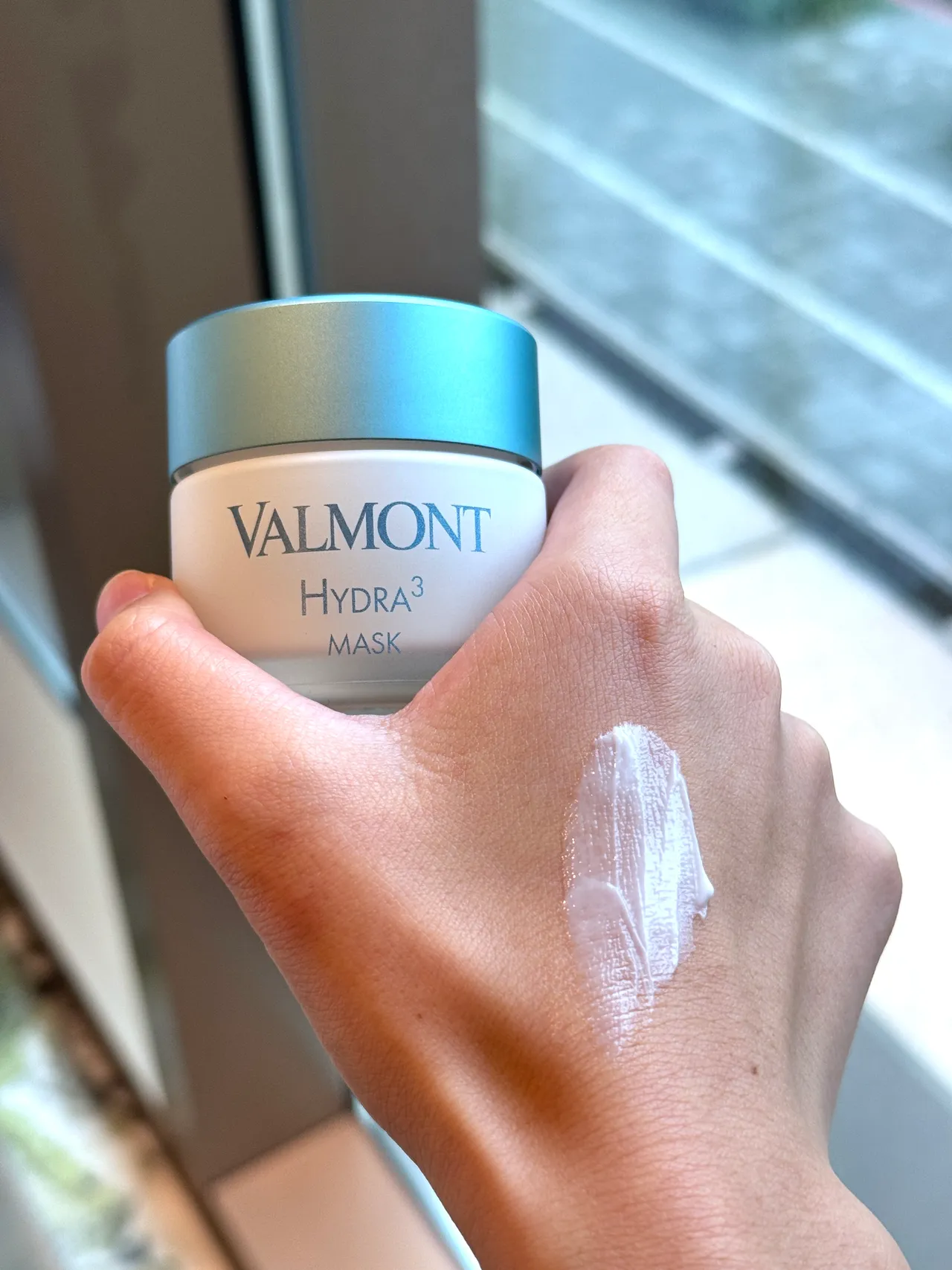 VALMONT 3D雲萃活水磁潤面膜，50ml／8200元。張家玲攝