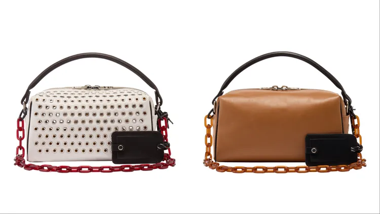 鬼塚虎黑白拼接KARATE包（左）1萬5300元、棕色皮革KARATE包（右）9180元。品牌提供