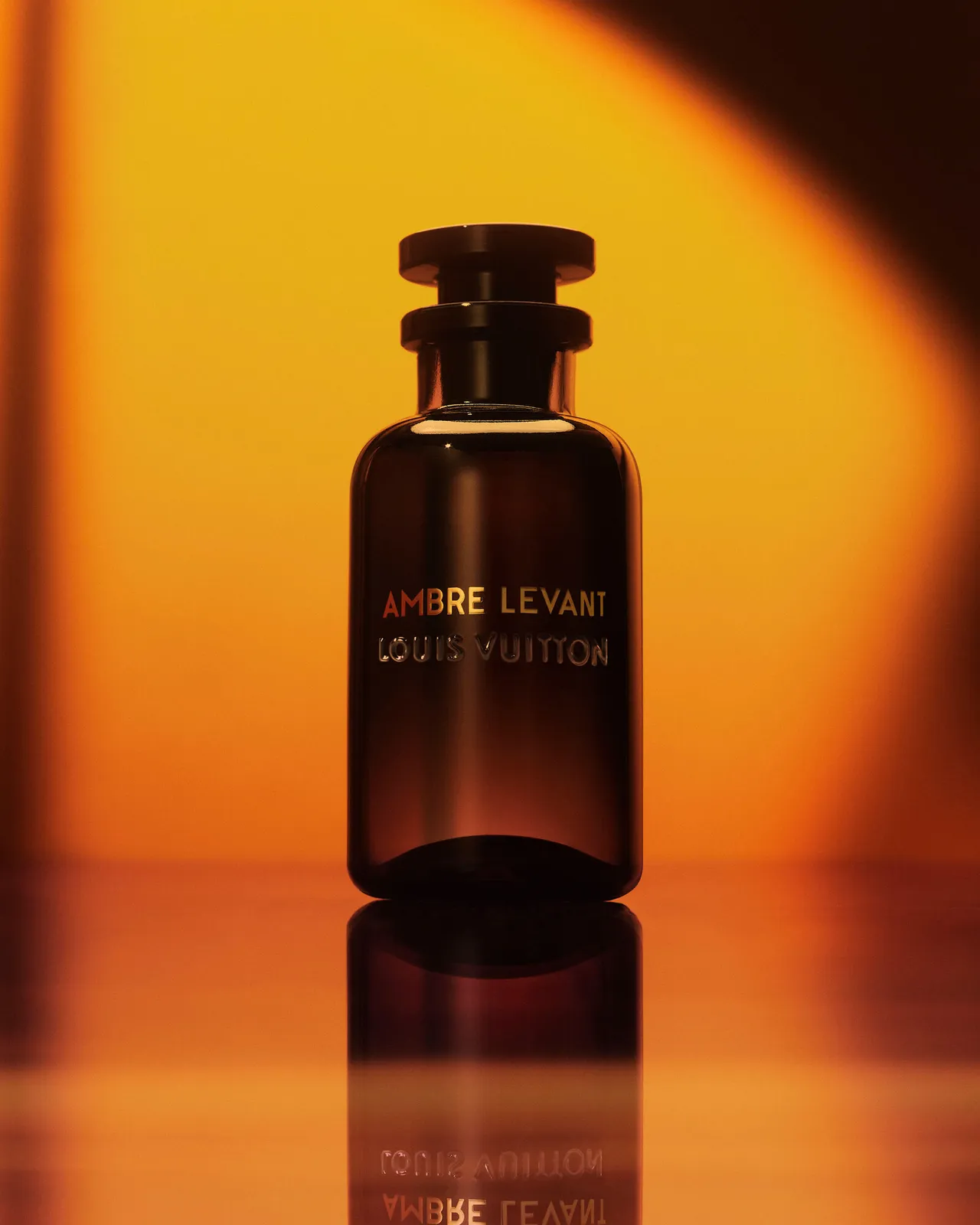 LV世界香氛中東之旅Ambre Levant，100ml／1萬4100元、200ml／2萬800元。品牌提供