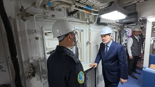 海鯤號內部首度曝光　總統賴清德親自登艦開箱