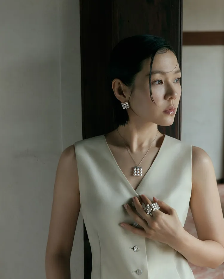 孫藝真成為TASAKI首位韓國品牌大使。品牌提供