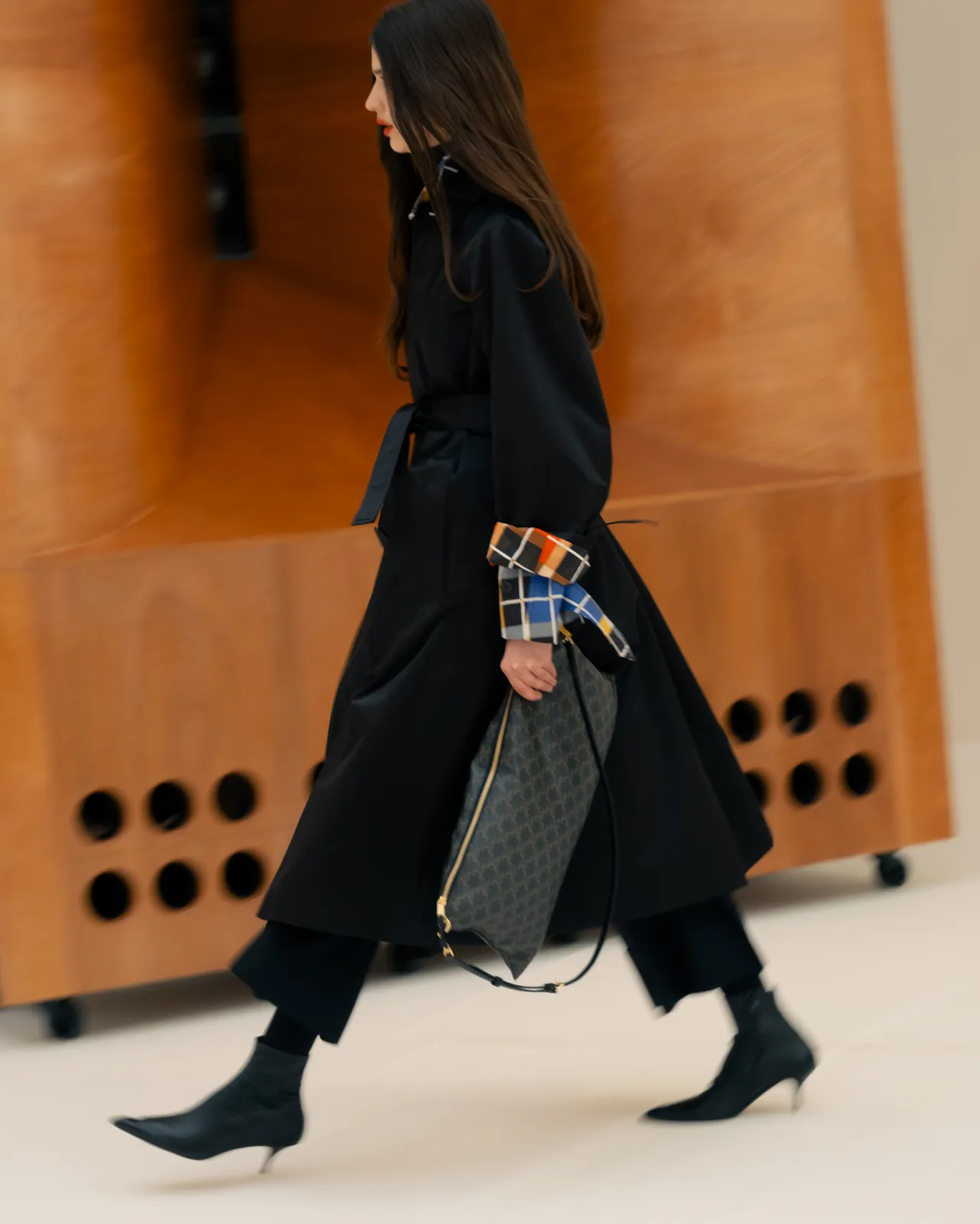 CELINE 2026秋冬系列。品牌提供