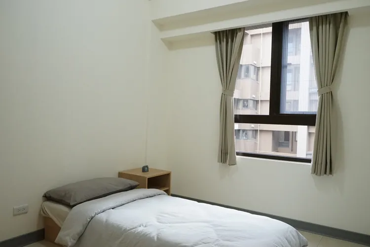 新北市三重區「富貴好室」社會住宅臥室。邱筠媜攝