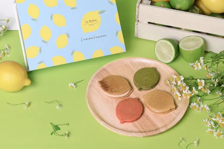 「檸香流心餅乾鐵盒」一咬爆檸香，流心奶香滿溢。業者提供