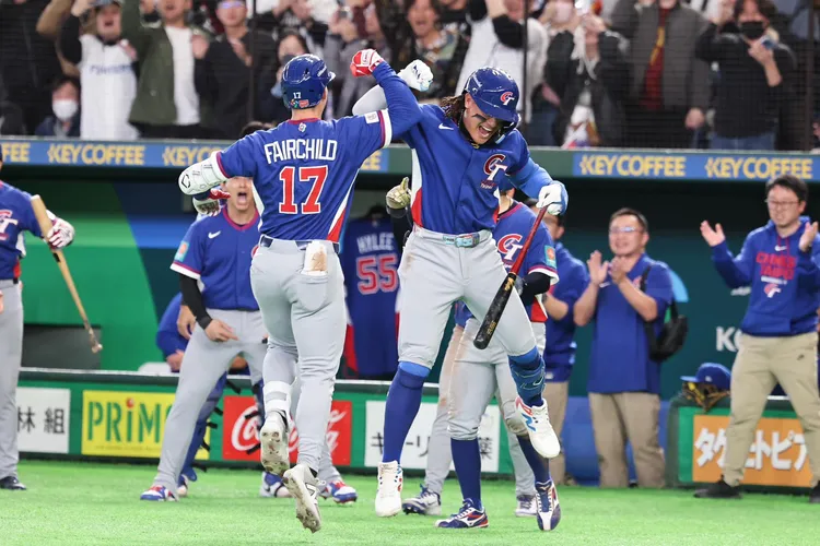 本場比賽台灣隊展現強大長打火力，一共轟出高達三記全壘打。蔡其昌臉書