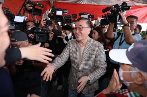 胞弟捲小琉球「環保蟑螂」再爆案外案　李四川：手足無法選擇