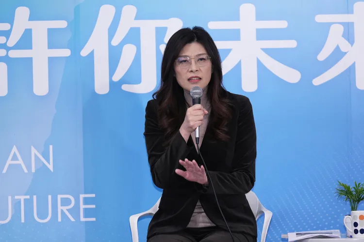 國民黨與民眾黨於14日上午，在新北市新莊凱悅嘉軒酒店舉行「逐夢台灣、許你未來」共同願景記者會，國民黨主席發表談話。彭欣偉攝