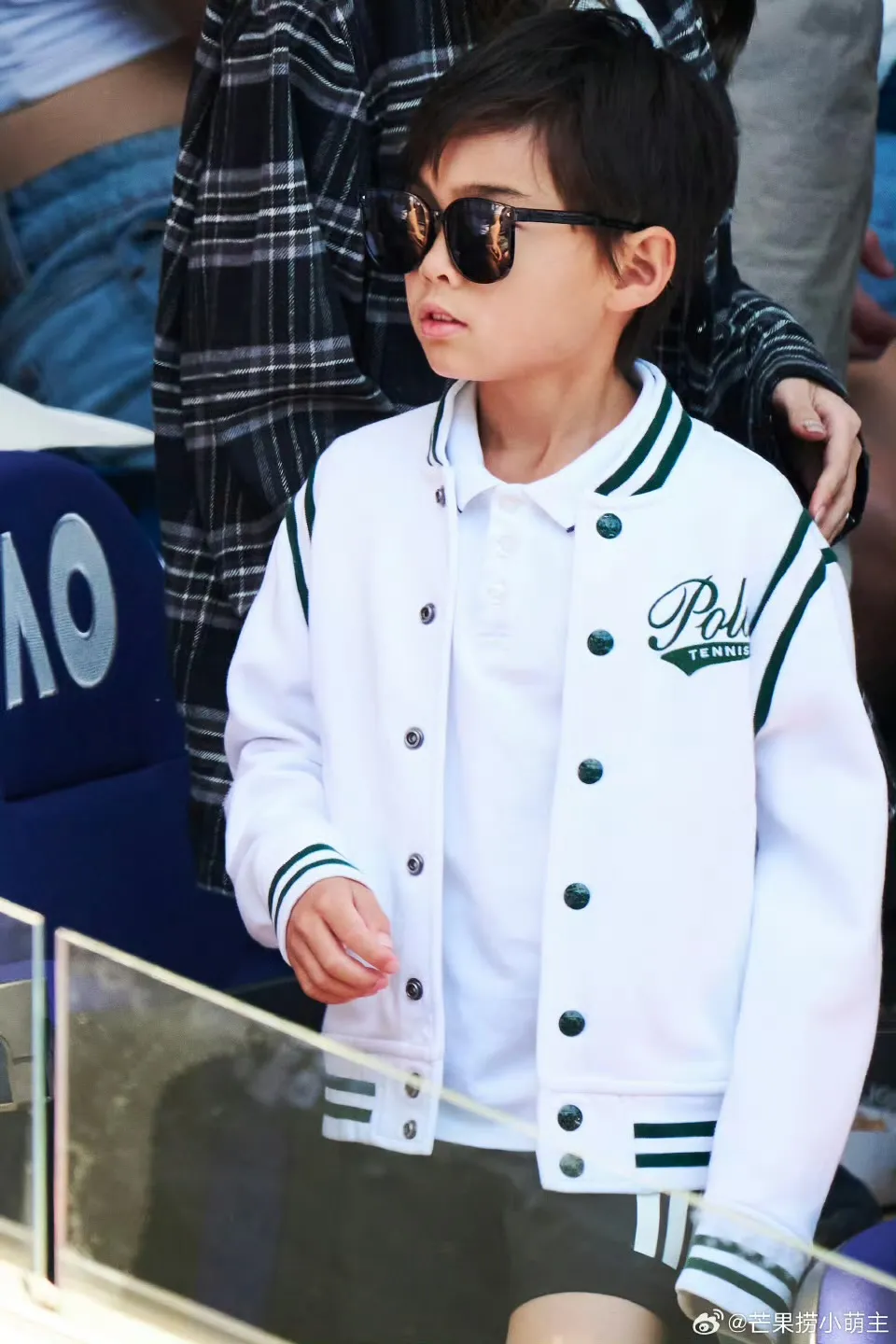 Romeo此次亮相澳網，神情沉穩宛如小大人。摘自微博