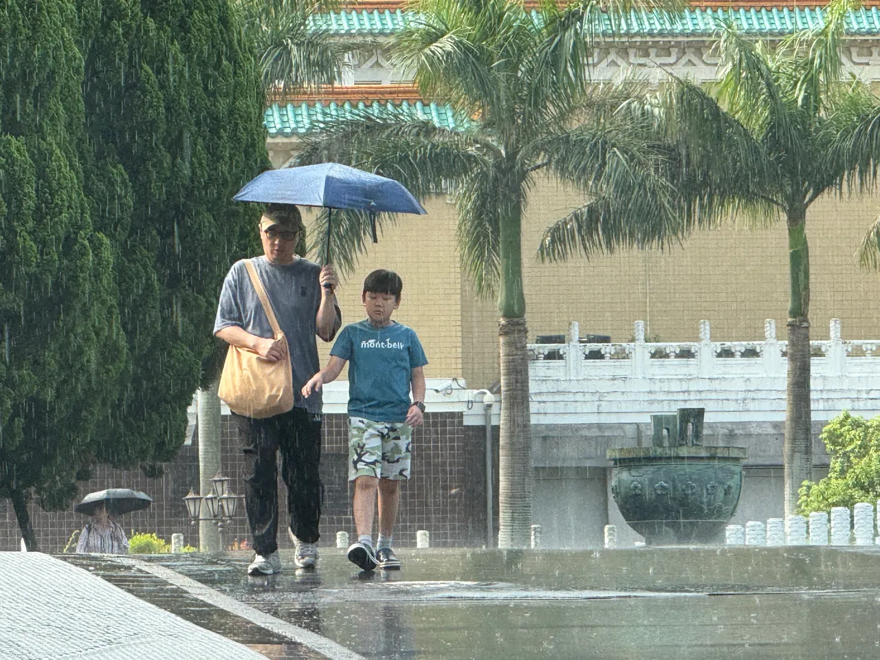 今變天！北部降溫6°C連3天濕涼　宜花恐有大雨