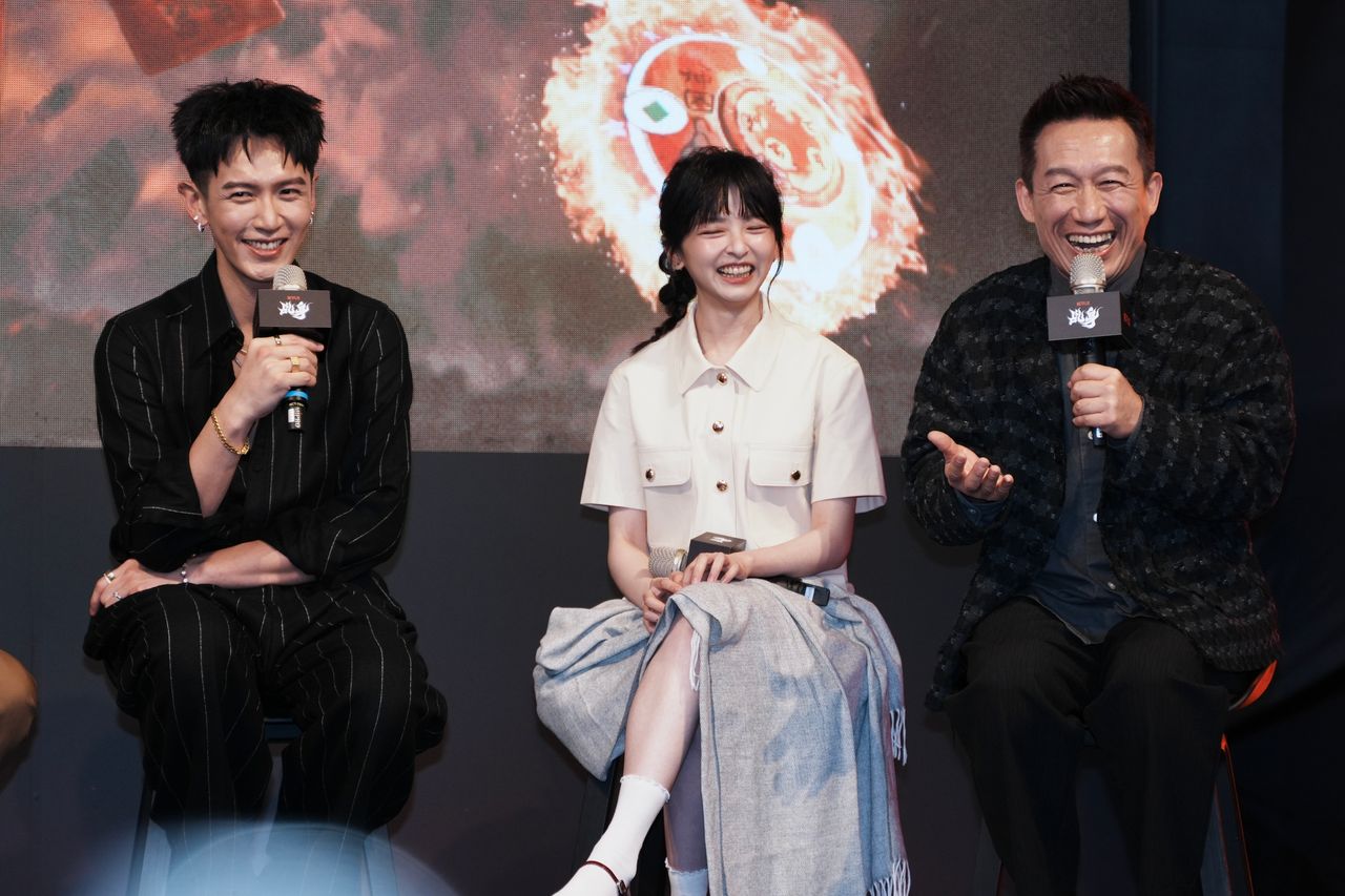 柯震東失誤一拳打歪鼻子 郭子乾噴血送醫撂狠話:這筆帳我找你爸算!