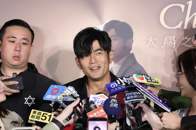 周杰倫萬眾矚目的新專輯終於全部上架。莊宗達攝