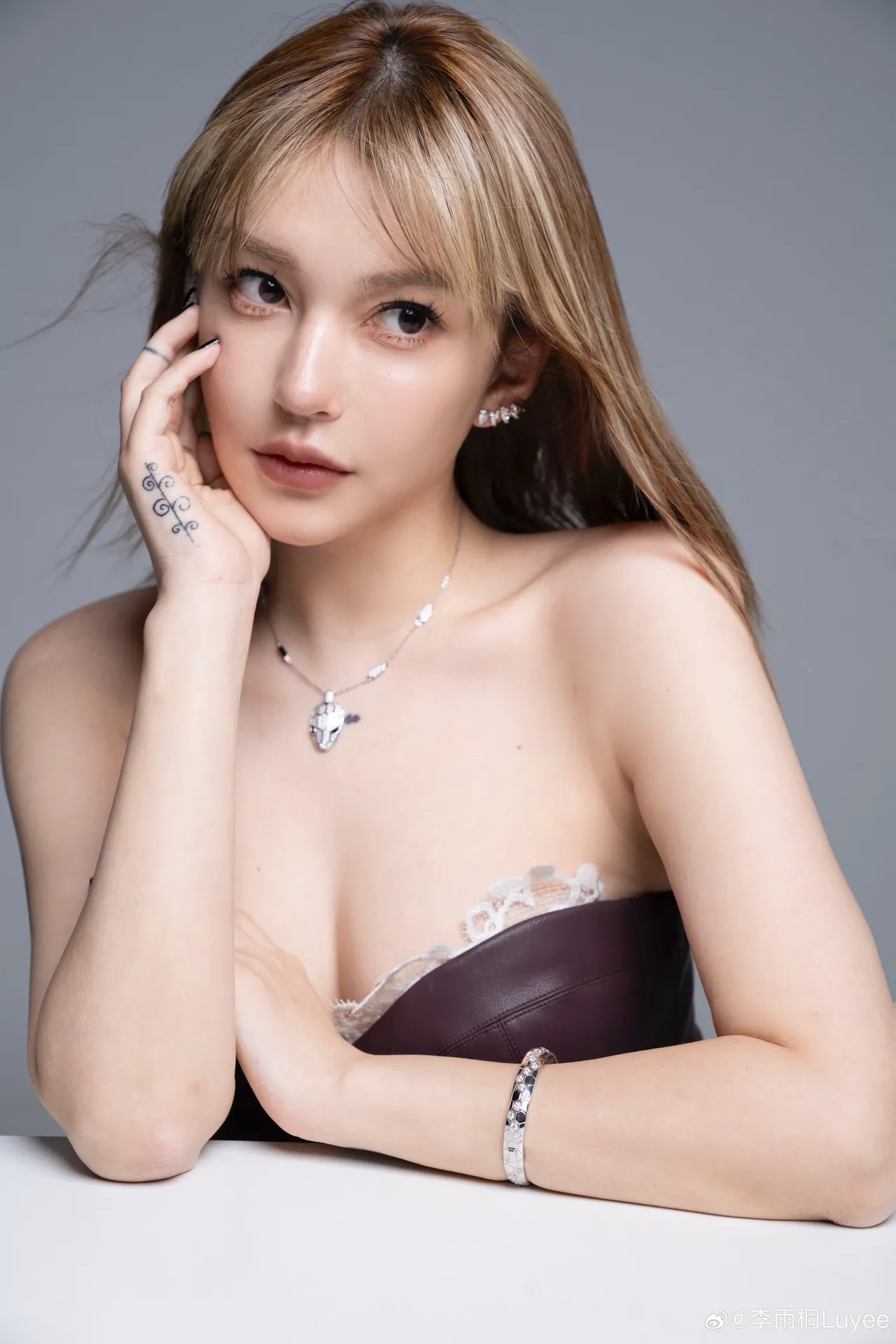 李雨桐（圖）近日再度針對薛之謙大爆料。翻攝李雨桐微博