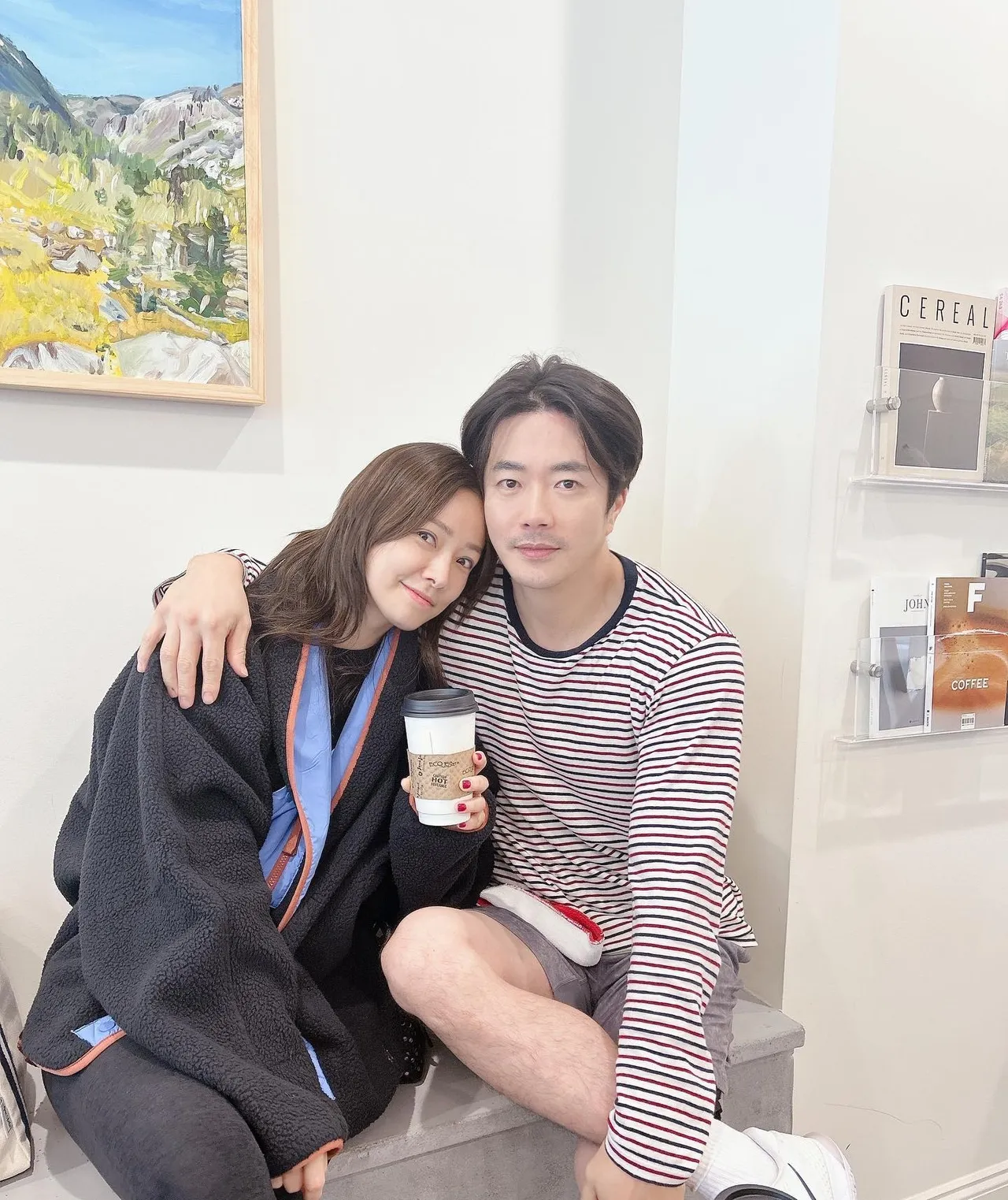 孫泰英（左）為了子女教育，移居紐約，權相佑沒有工作會飛去看妻兒。翻攝孫泰英IG