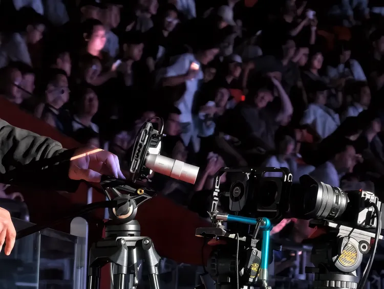 業者指出，目前演唱會租借需求以Samsung Galaxy S系列與vivo X系列旗艦手機最受歡迎。趙筱文攝影