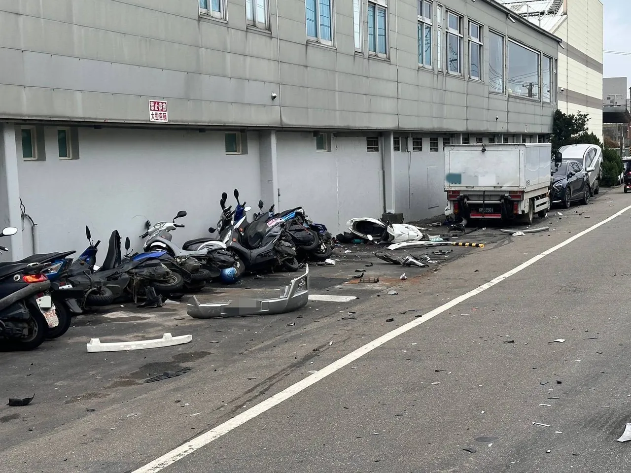 車禍現場。大園警分局提供