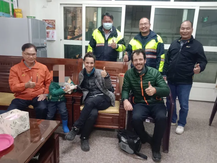 法籍夫妻說，曾聽友人說台灣人情味濃厚，果然讓他們體驗到了。民眾提供