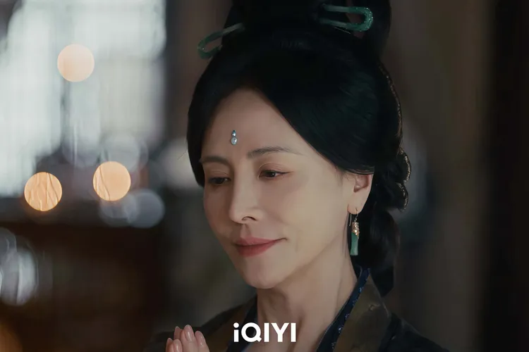 田麗打趣安太妃是她演過最瘦的一個太妃。iQIYI愛奇藝國際版提供