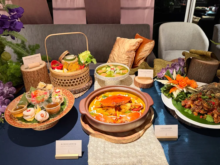 SUKHOTHAI泰式餐廳即日起至4月30日推出期間限定「暹羅宋干」主題，共推出9道餐點480元起。莊偉祺攝