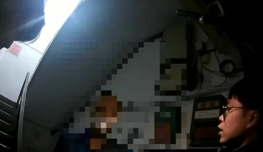 北市怪男毀門鎖入侵診所　詭異坐沙發「求診所放人」