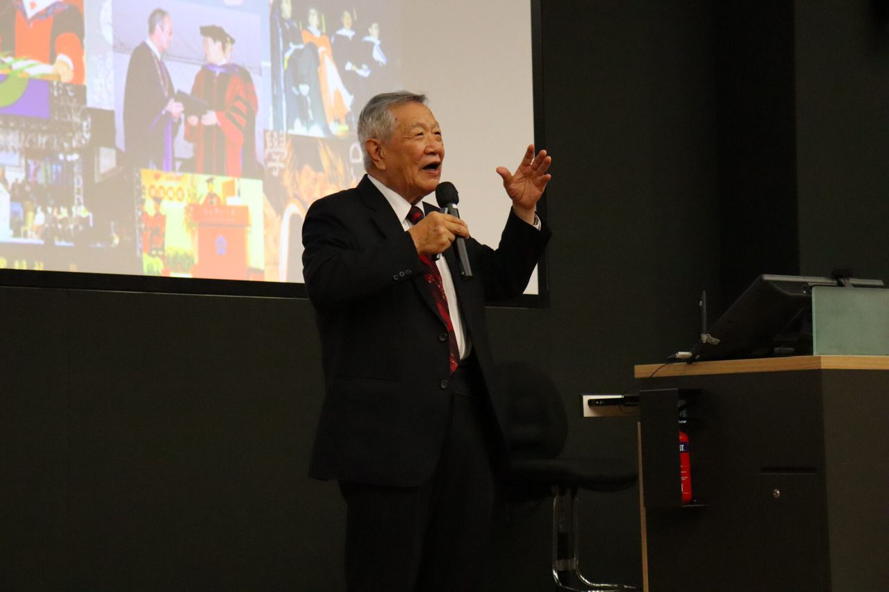 神探殞落!侯友宜曬年經舊照 淚憶李昌鈺「最堅持1事」