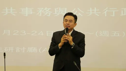 宜蘭縣議會秘書黃毓恒突辭職失聯　查出一家3口已出境