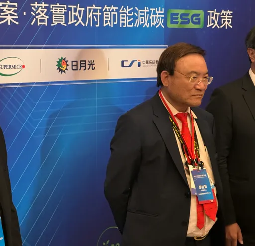 美超微股價狂瀉33%　共同創辦人廖益賢辭董事