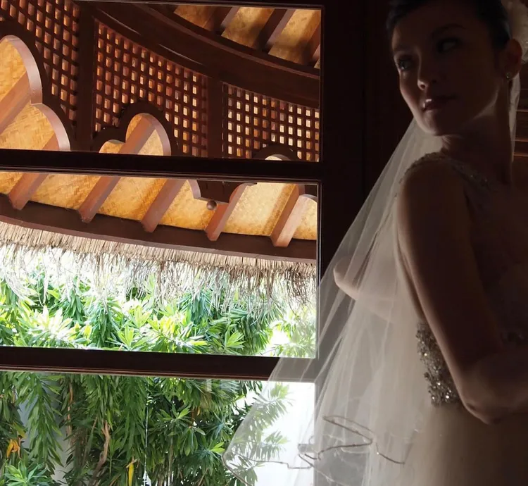 當年好姊妹舒淇掌鏡，為林熙蕾拍的婚紗照，很有氛圍感。翻攝林熙蕾IG