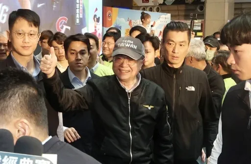 挺閣揆赴日為國手加油　黃揚明：硬扯「這兩字」反降格局