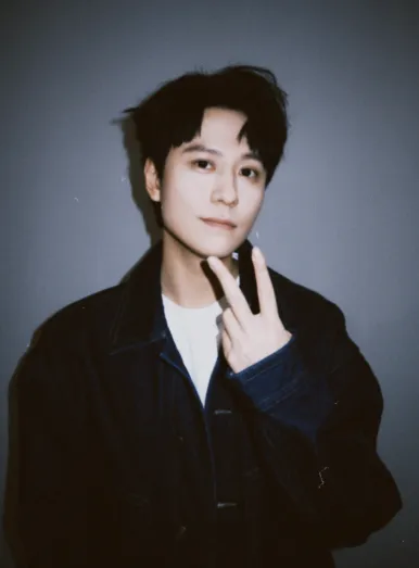 秦俊杰與楊紫分手後，演藝事業下滑。翻攝秦俊杰微博