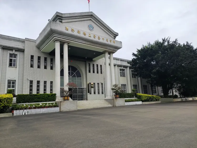 生醫公司詹姓負責人管收在台中看守所。行政執行署台中分署提供