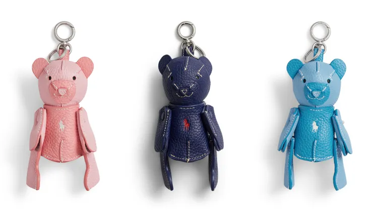 Polo Ralph Lauren Polo Play小熊吊飾，各5880元。品牌提供