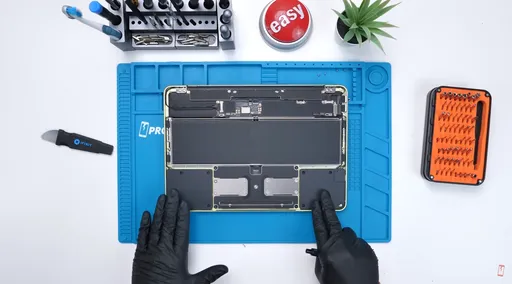 MacBook Neo拆解曝光　意外成近年最好修Mac