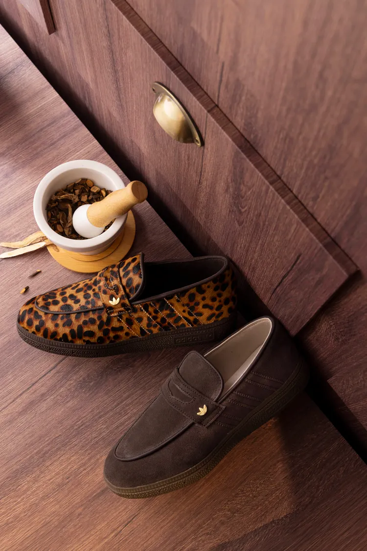 全新登場的樂福鞋絕對是本季亮點。品牌提供