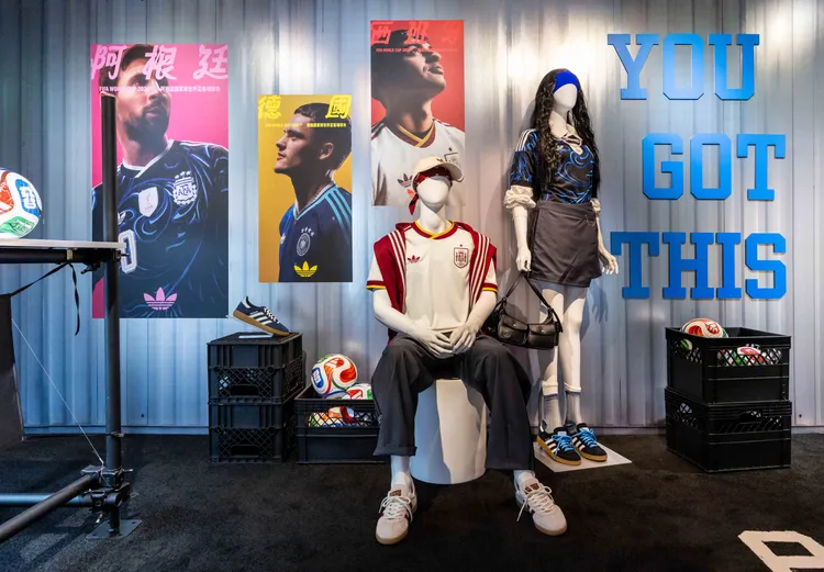 「風格碼頭」區完整呈現2026世界盃客場球衣系列。品牌提供