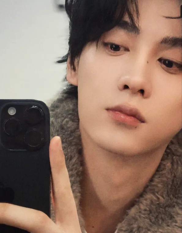 田栩寧以BL劇《逆愛》一砲而紅後，「嫂子」爆不停。翻攝田栩寧微博