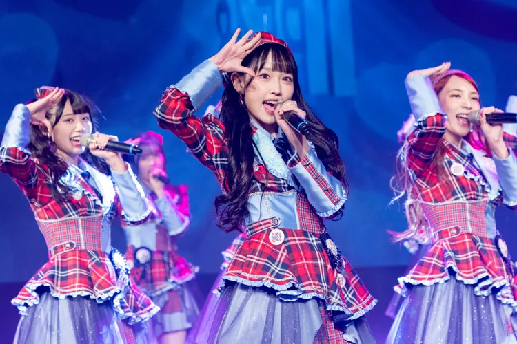 伊品首度被選上站在團體C位。好言娛樂提供