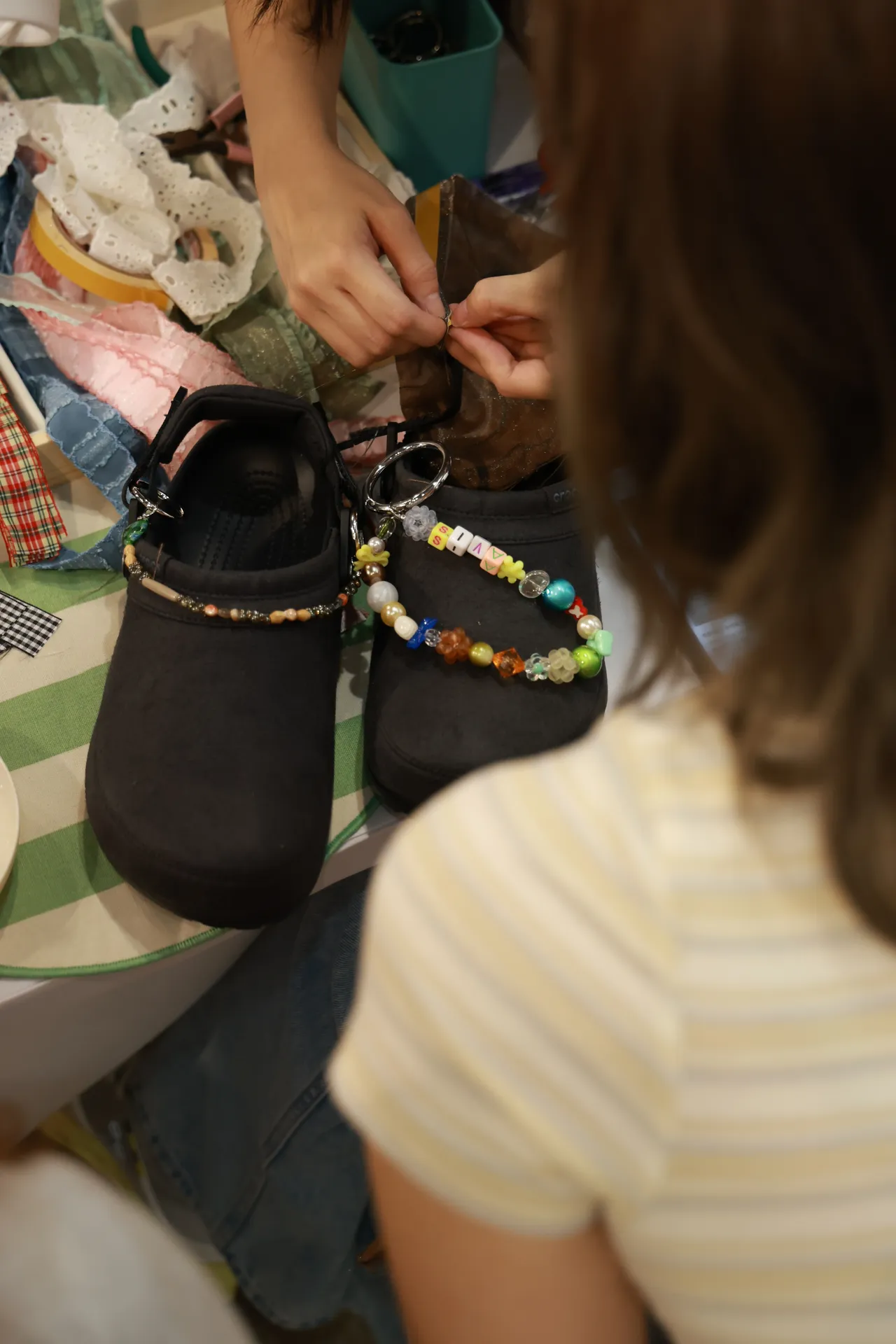 Crafted系列同樣可運用串珠點綴風格。品牌提供