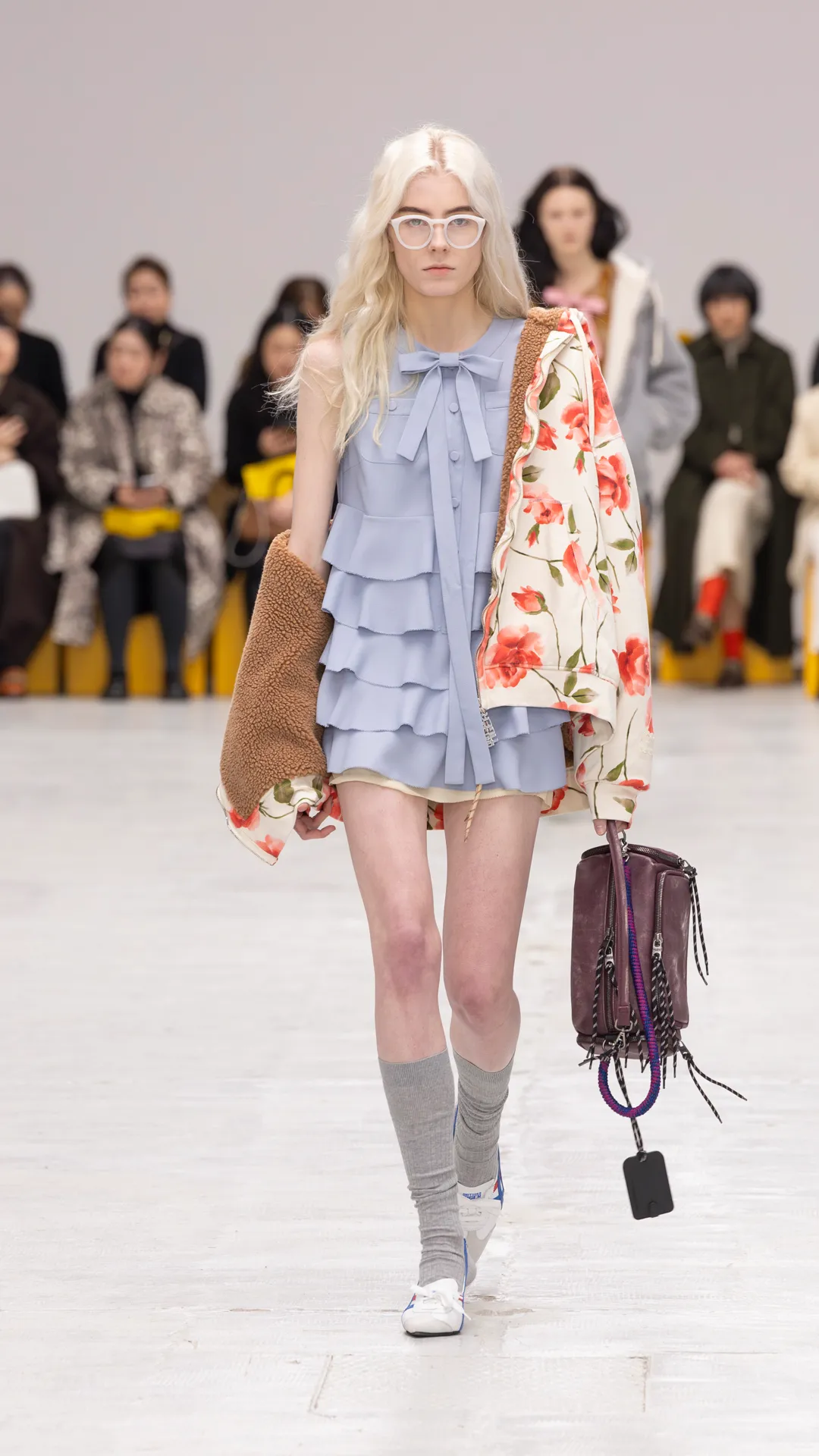 Onitsuka Tiger 2026秋冬大玩混搭風格。品牌提供